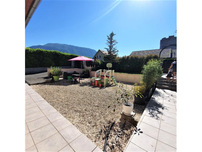 Villa 5 pièces 128 m²